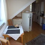 Klara 3*