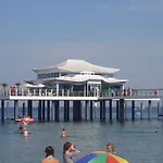 Klara Aparthotel 3*
