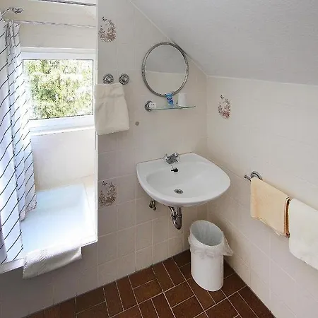 Ξενοδοχείο με διαμερίσματα Klara 3*