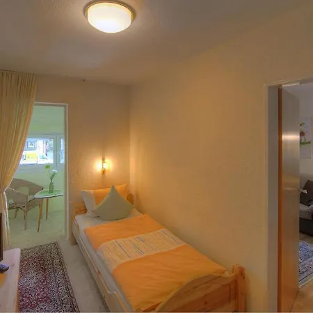 Klara Aparthotel 3*